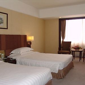Standaard Kamer met Twee Aparte Bedden
